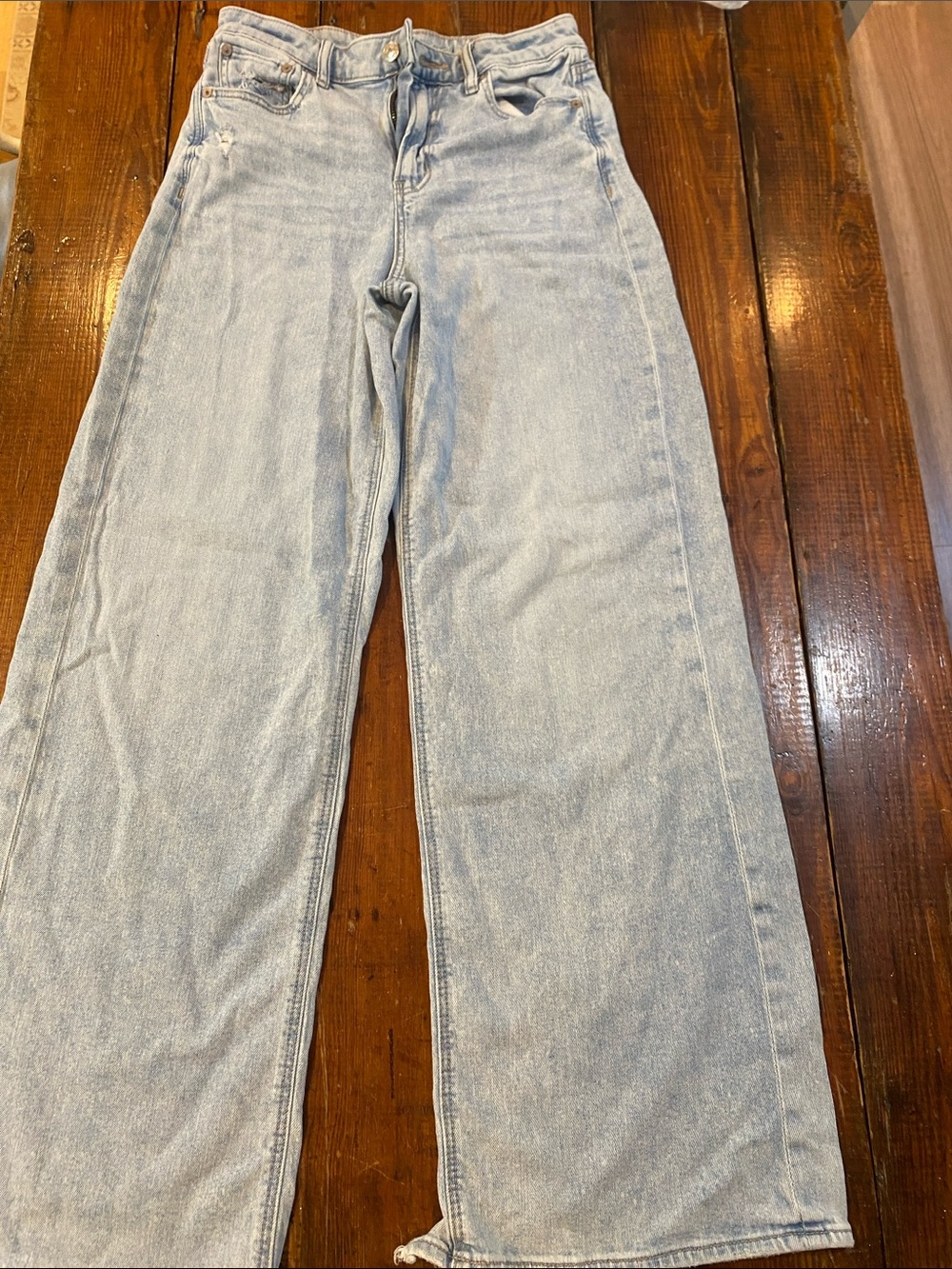 American Eagle wide leg women’s jeans, size 2